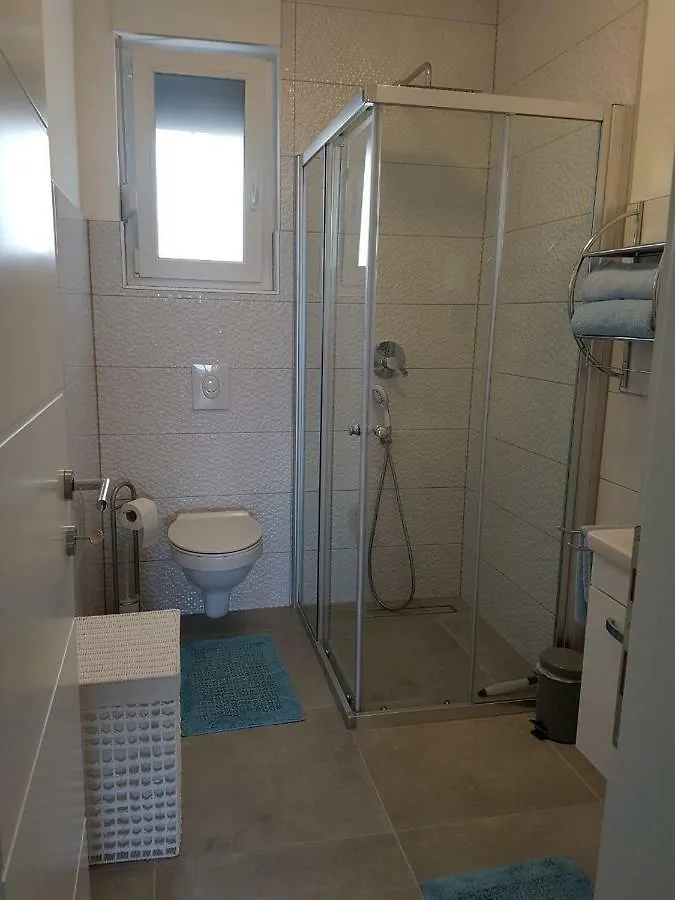 Petra'S Place - Sea View Apartment Slatine