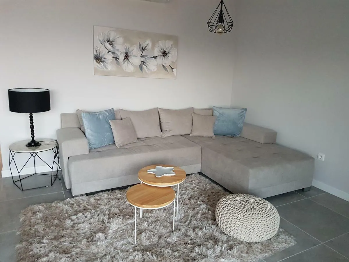 Petra'S Place - Sea View Apartment Slatine
