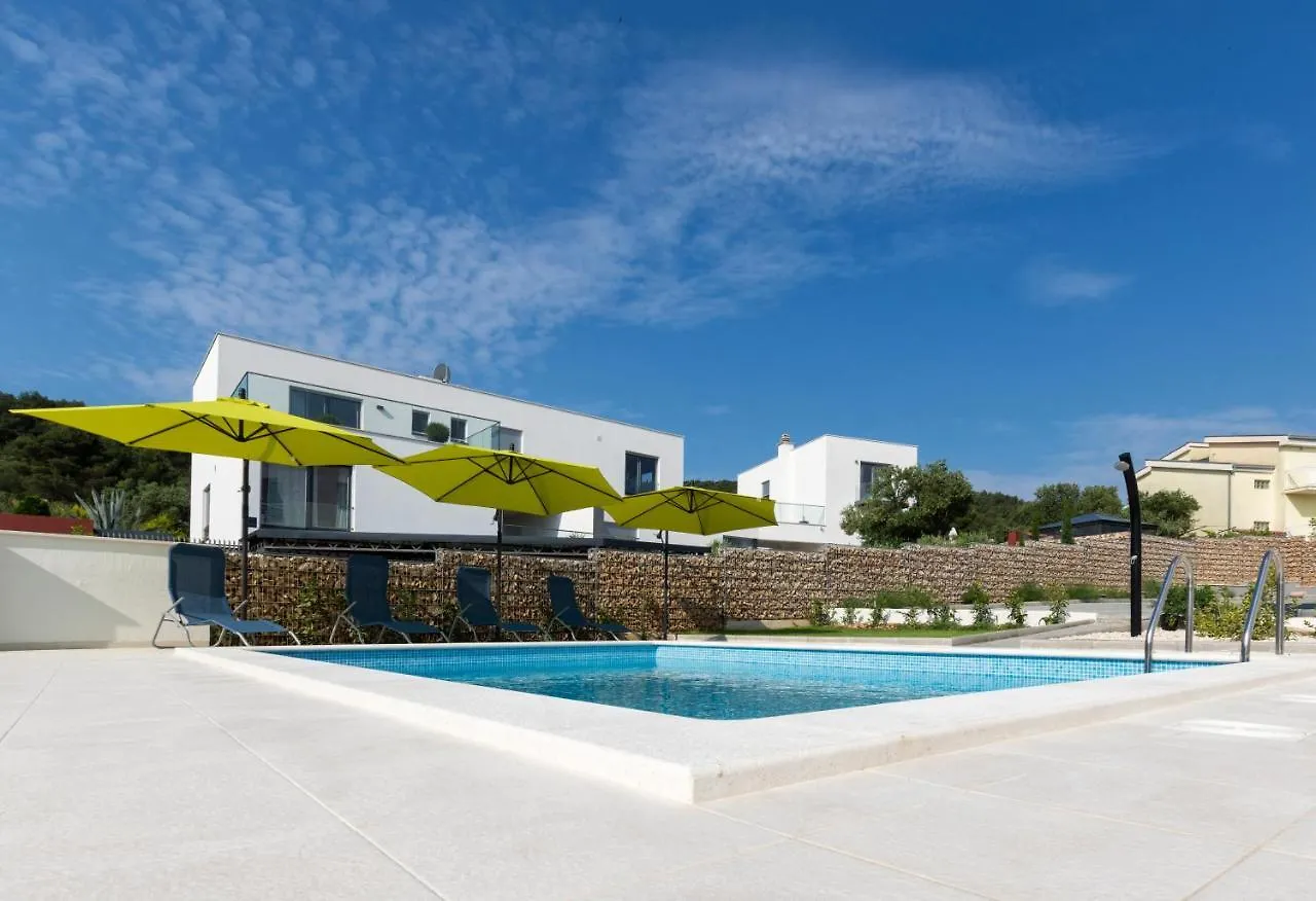 Petra'S Place - Sea View Apartment Slatine