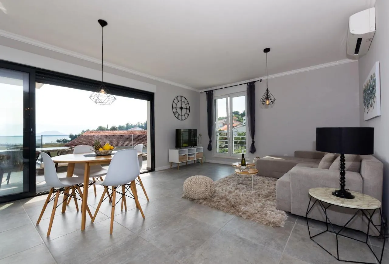 Petra'S Place - Sea View Apartment Slatine Croatia